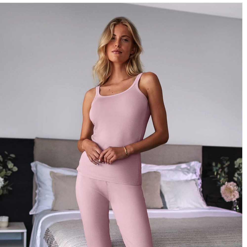 BALANCE RIB SLEEP SINGLET TOP WOMEN